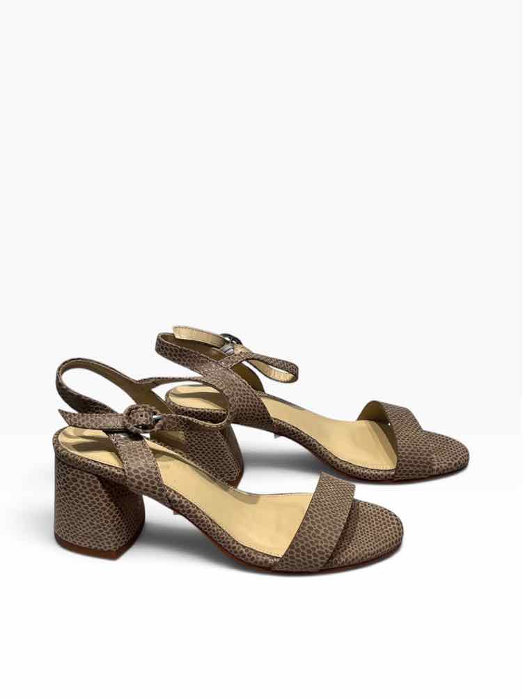 J. McLaughlin Taupe Size 6 1/2 Shoes
