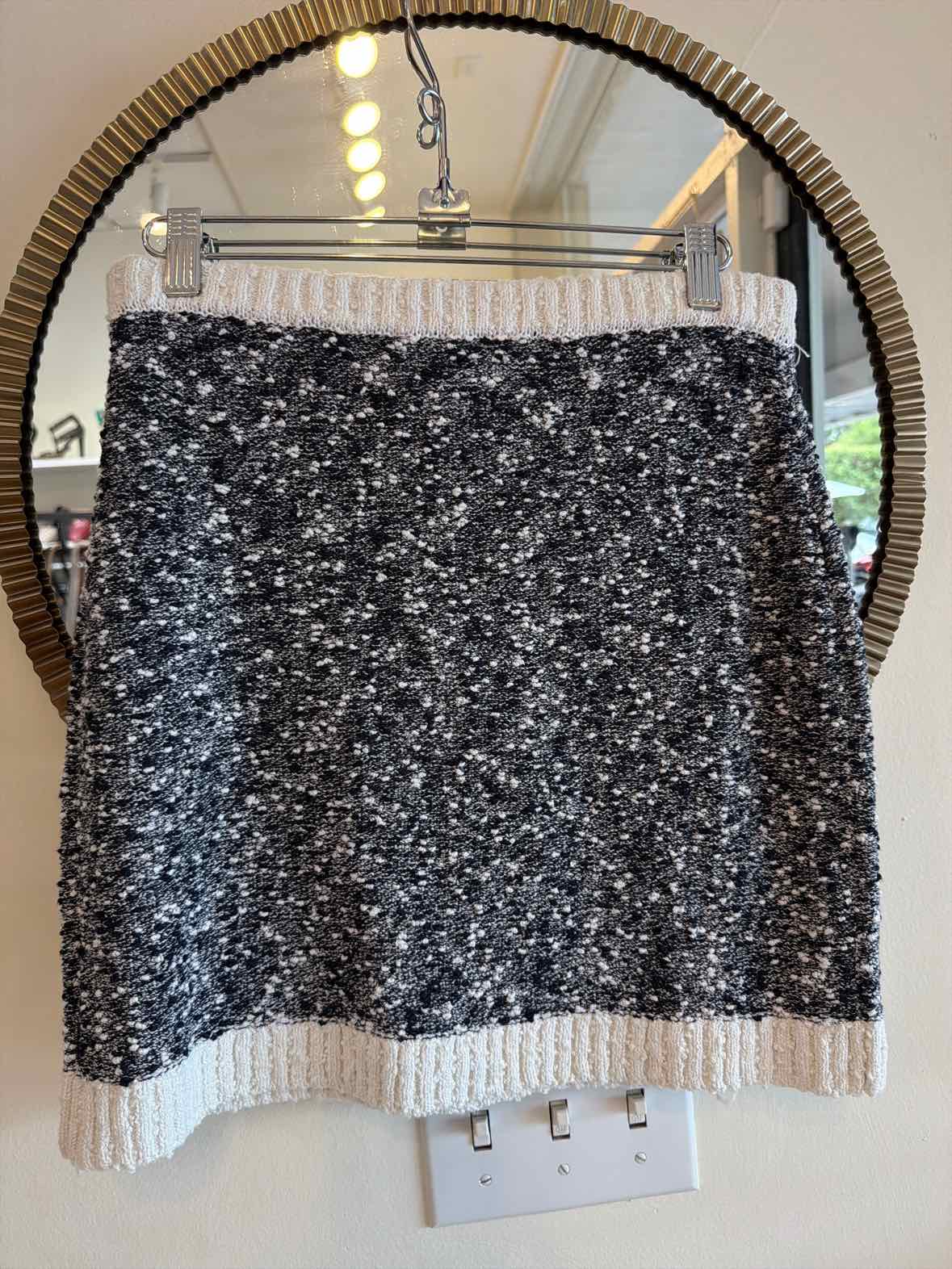 cinq a sept Navy & Ivory Size S Skirt