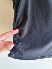 Lululemon Black Size Fits a L Shirt