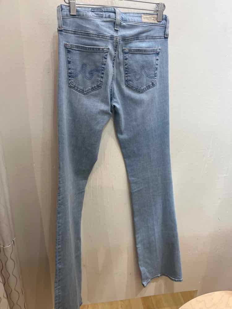 AG Light Wash Size 26 Jeans