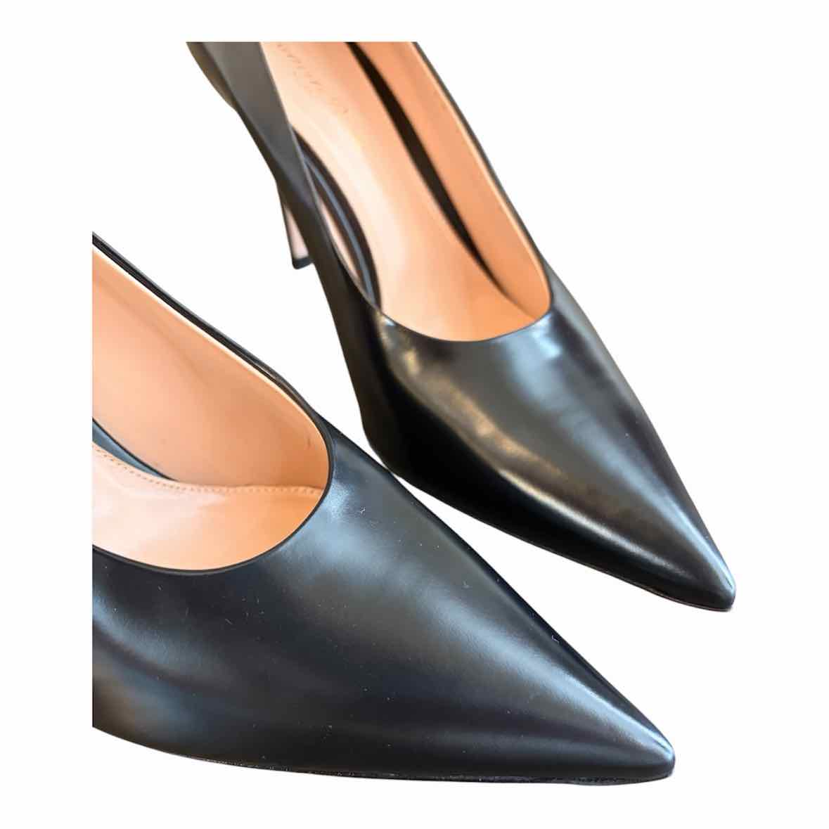 Gianvito Rossi Black Size 39 Robbie Heels