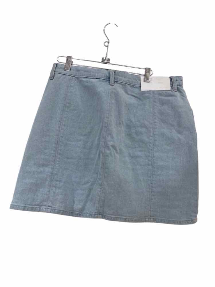 DL 1961 Light aqua Size 32 Skirt