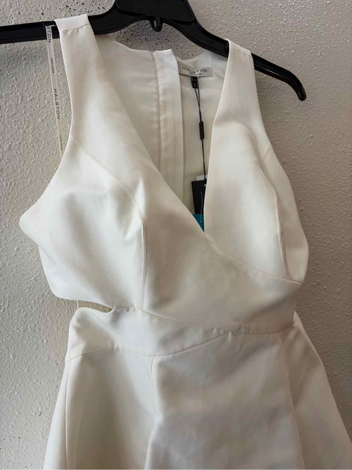 Halston Off White Size 6 Dress
