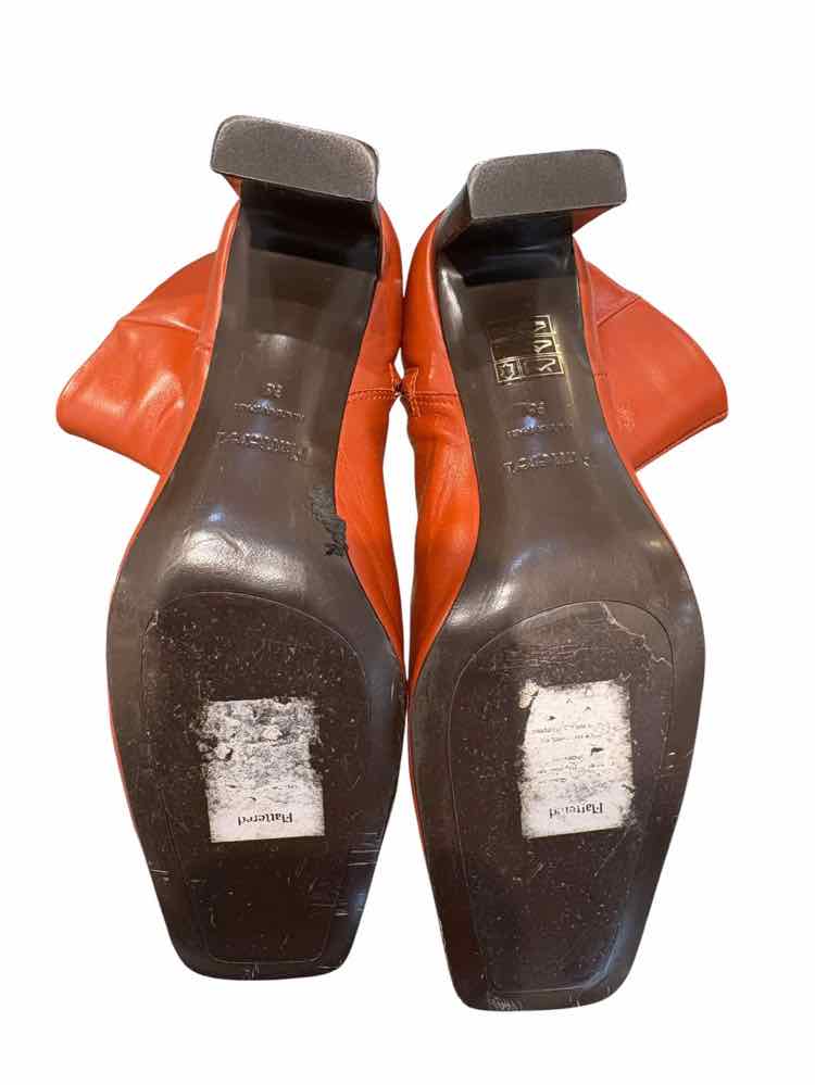 Flattered Orange Size 6 Shoes