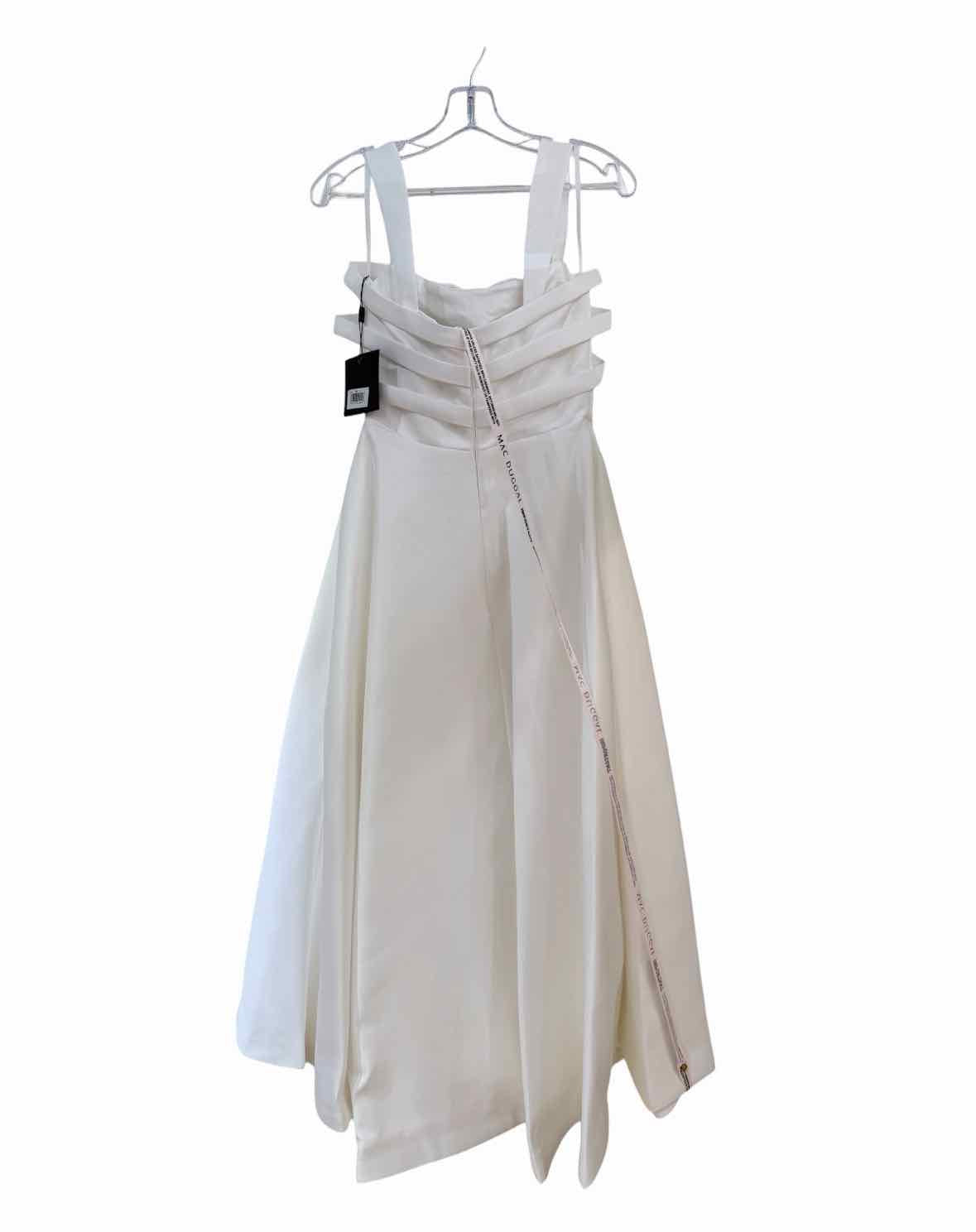 Mac Duggal White Size 2 Gown/Evening Wear