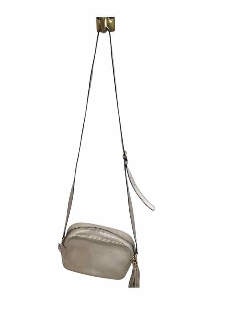 Gucci Pebbled Calfskin Small Soho Disco Ivory Handbag