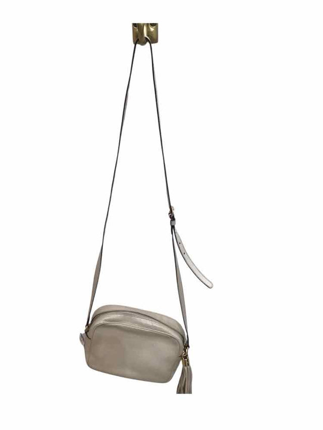 Gucci Pebbled Calfskin Small Soho Disco Ivory Handbag