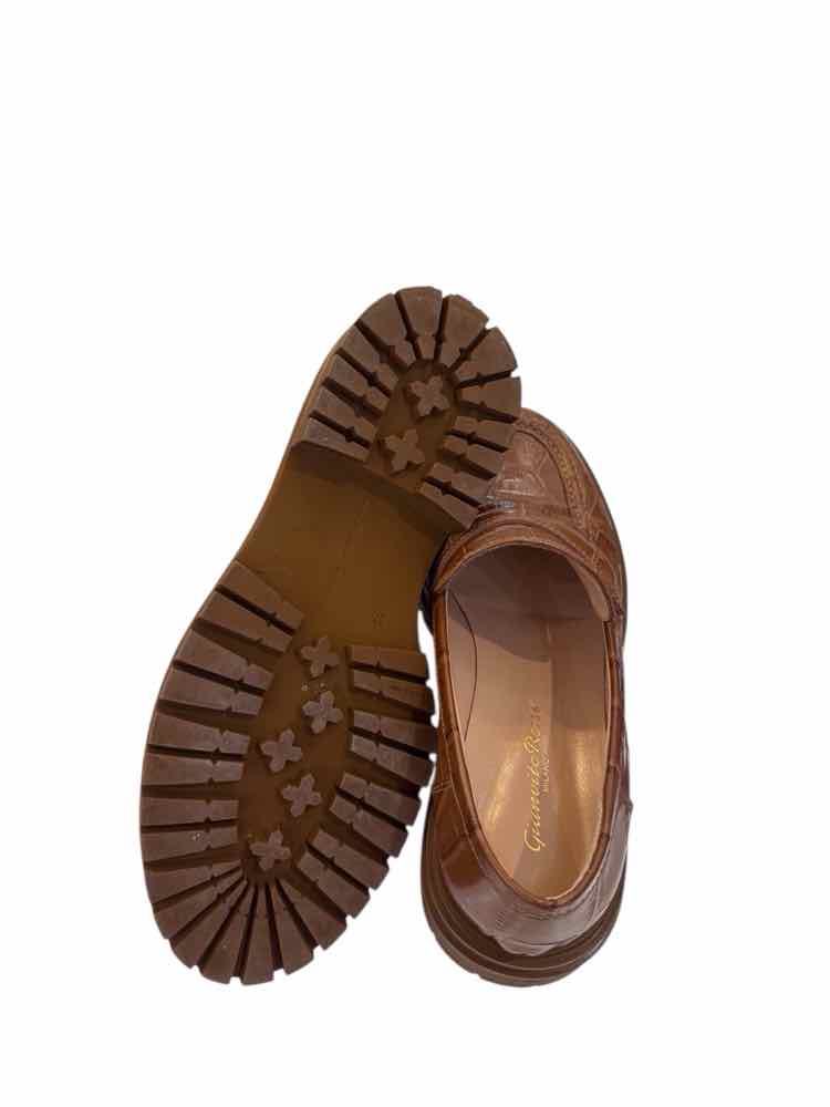 Gianvito Rossi Brown Size 37 Shoes