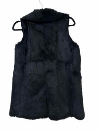Elizabeth and James Black Size M Vest