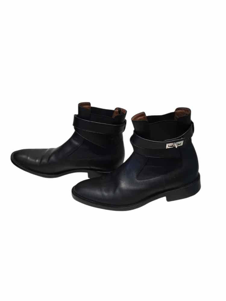 Givenchy Black Size 41 Shoes