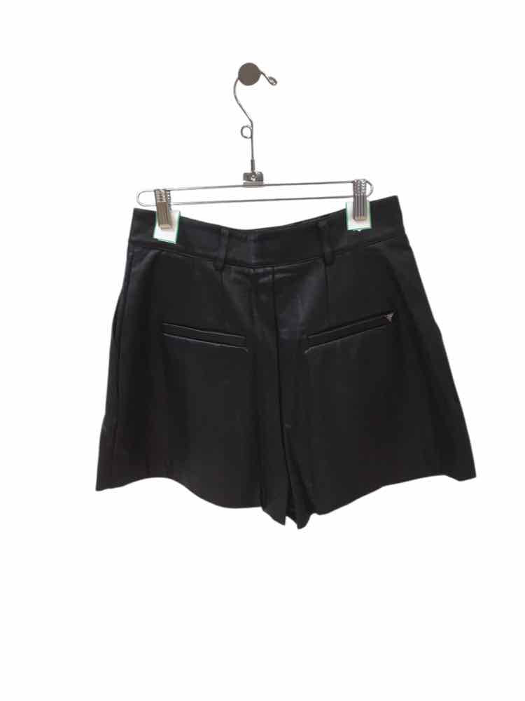 Guess Black Size M Shorts