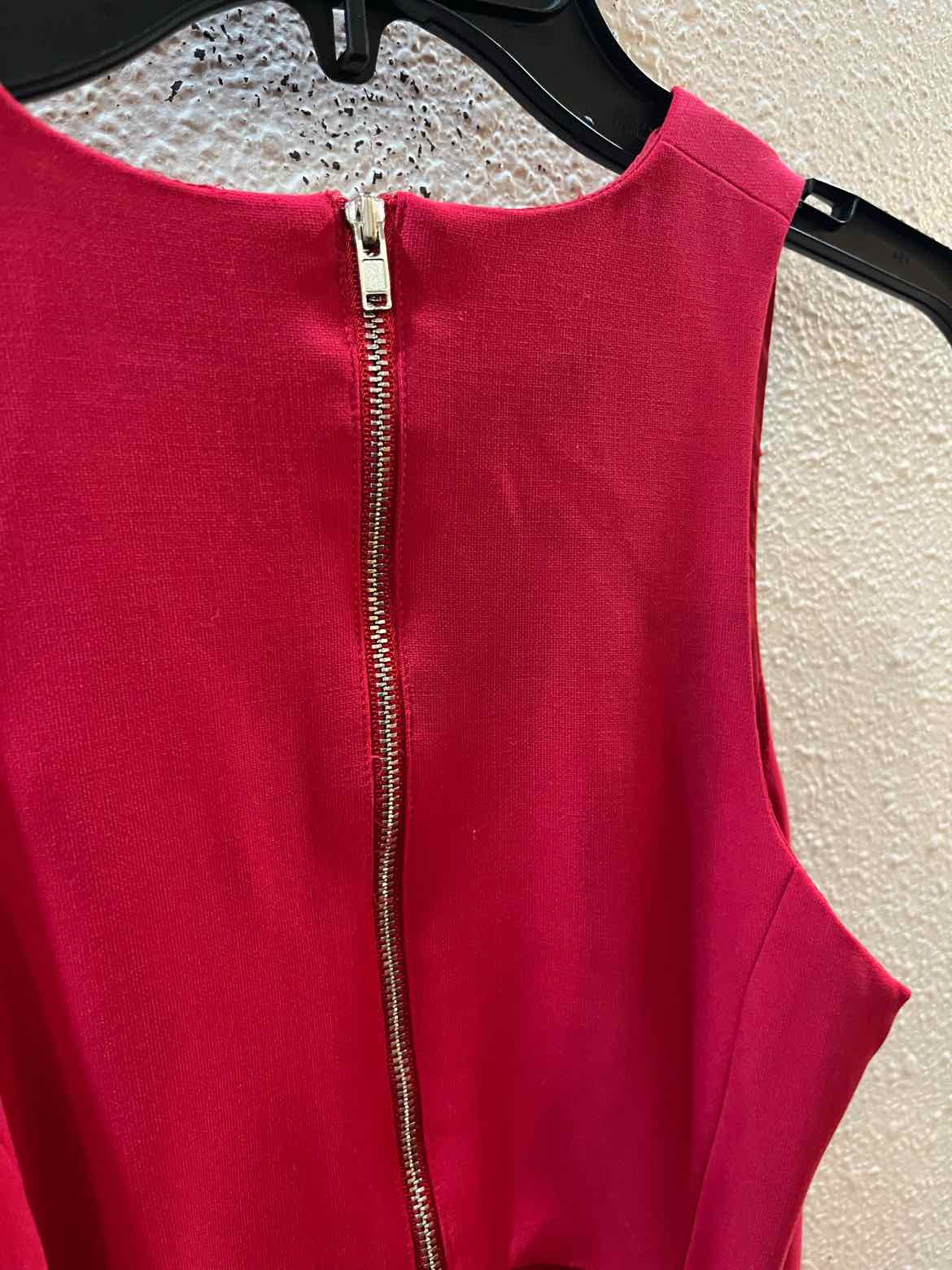 Elizabeth and James Red Size 0 Dress