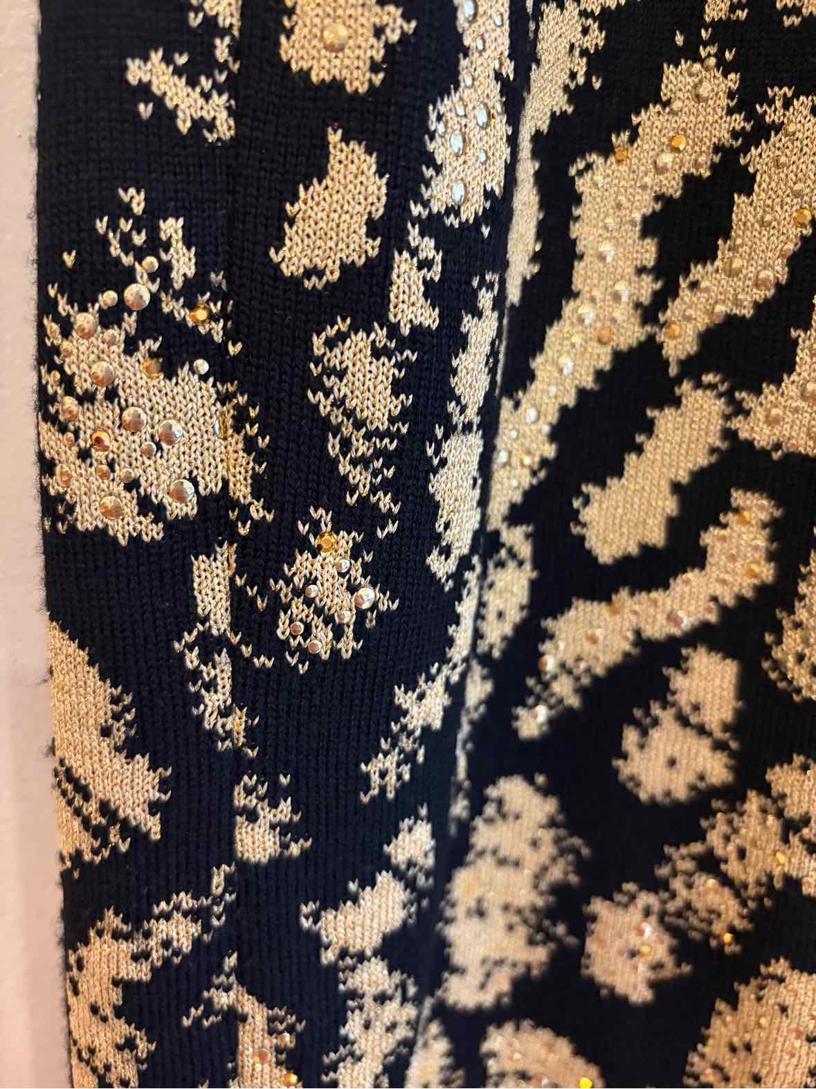 St John Evening Black and Gold Size 6 Skirt