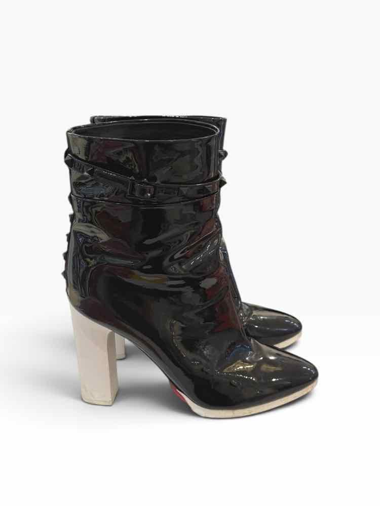 Valentino Garavani Black Size 38 Shoes