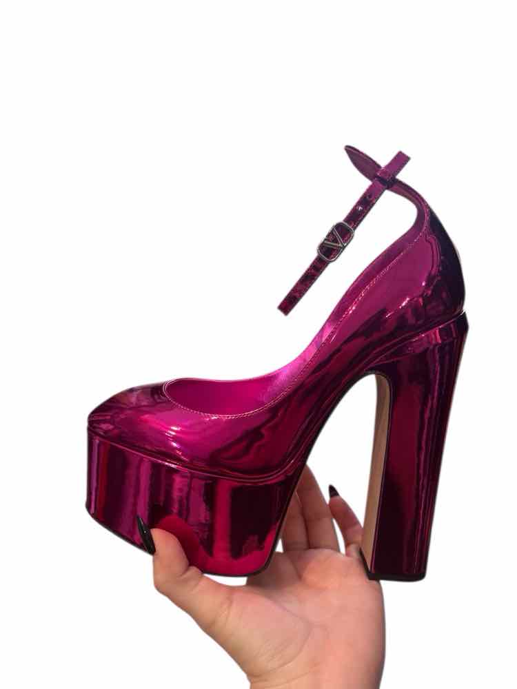 Valentino Garavani Hot Pink Size 37 1/2 Shoes
