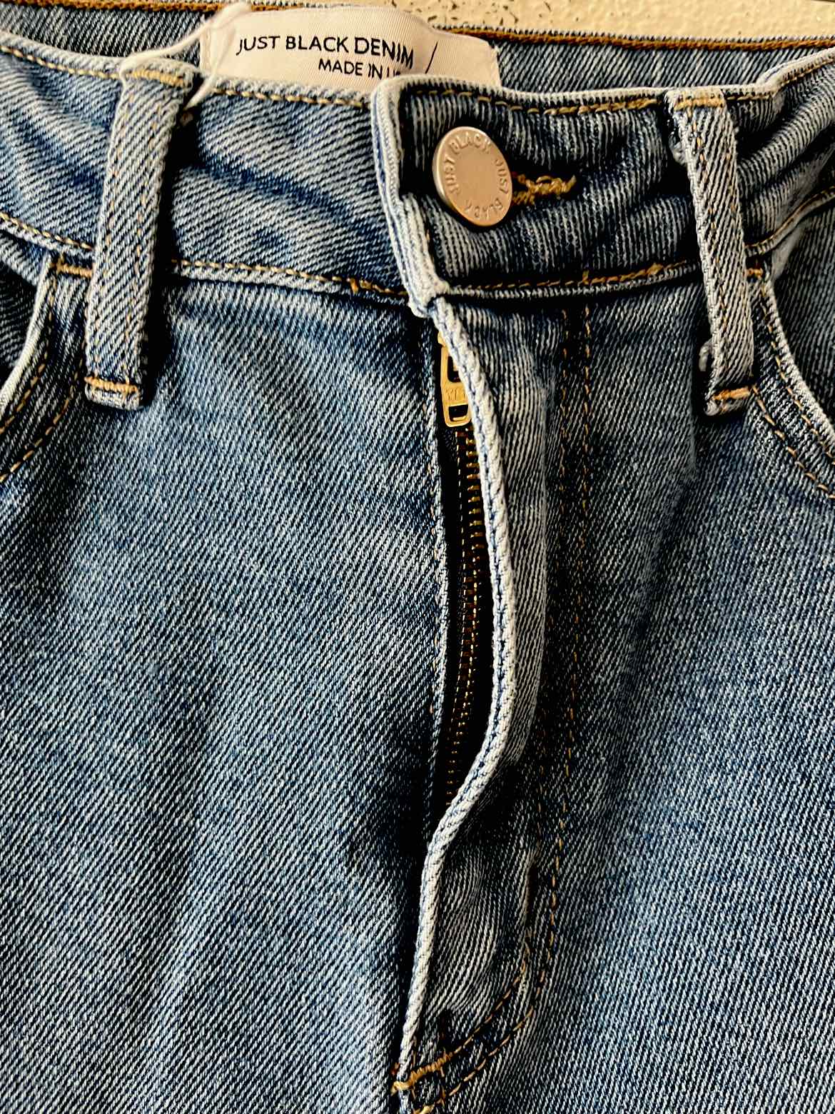 Just Black Denim Medium Wash Size 26 Jeans