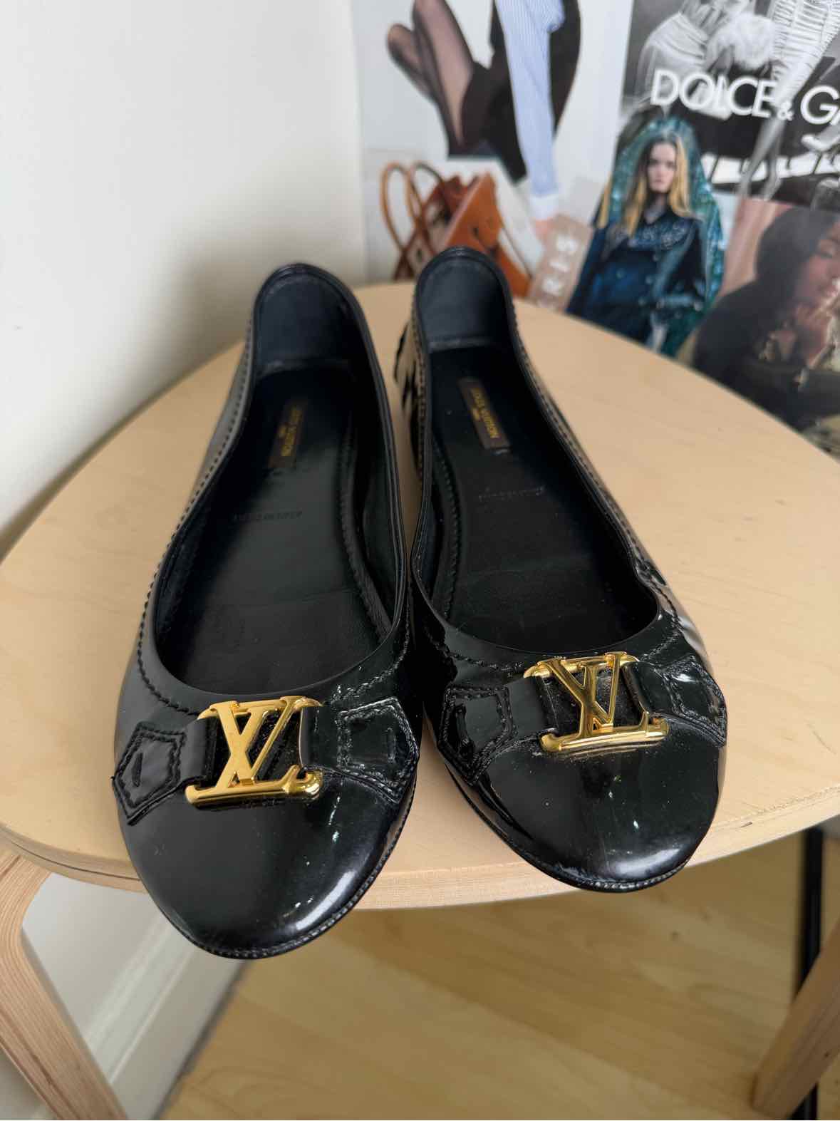 black louis vuitton dress shoes and Gold Size 37 – Swap Boutique holiday_shop Size:X Large (16) The lv oxford derby Vintage Coogi