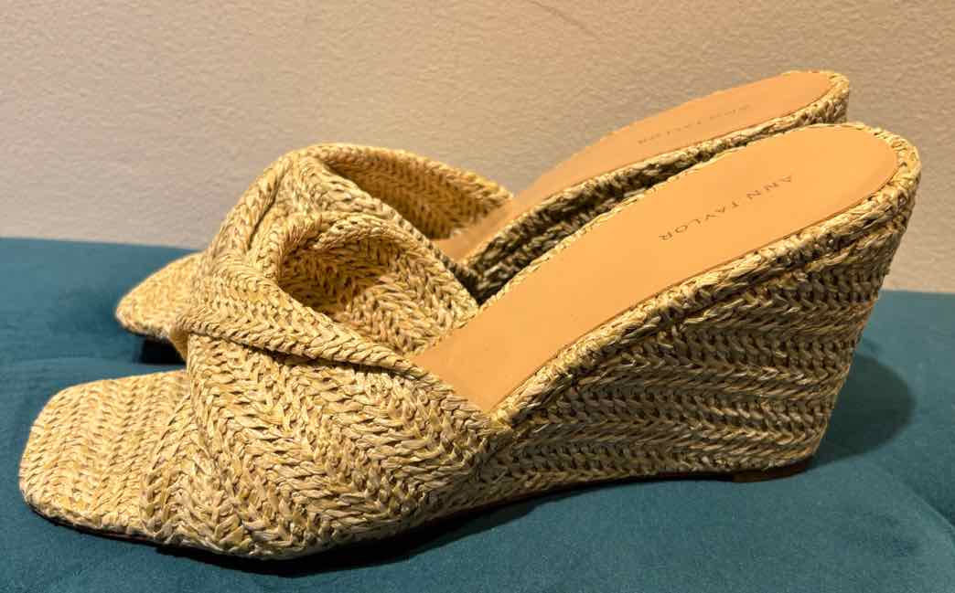 Ann Taylor Light Brown Size 10M Shoes