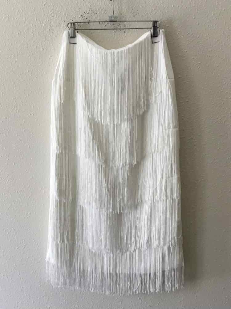 12th Tribe White Size M Skirt