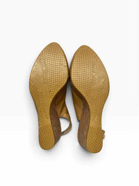 Stuart Weitzman Beige Size 8 1/2 Shoes