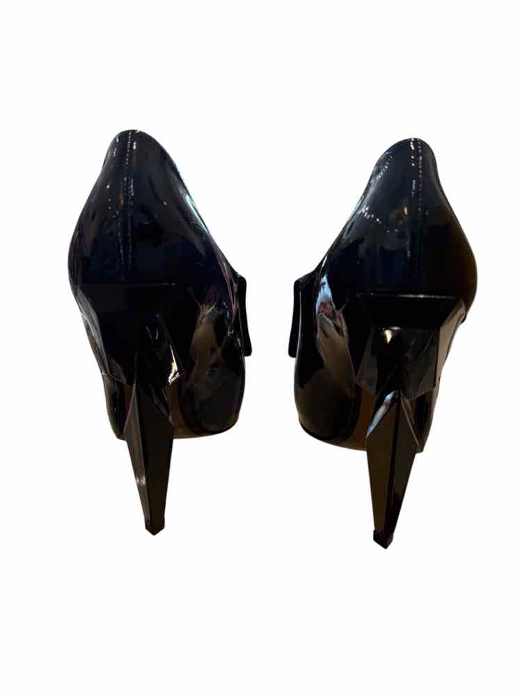 Fendi Black Size 41.5 Shoes