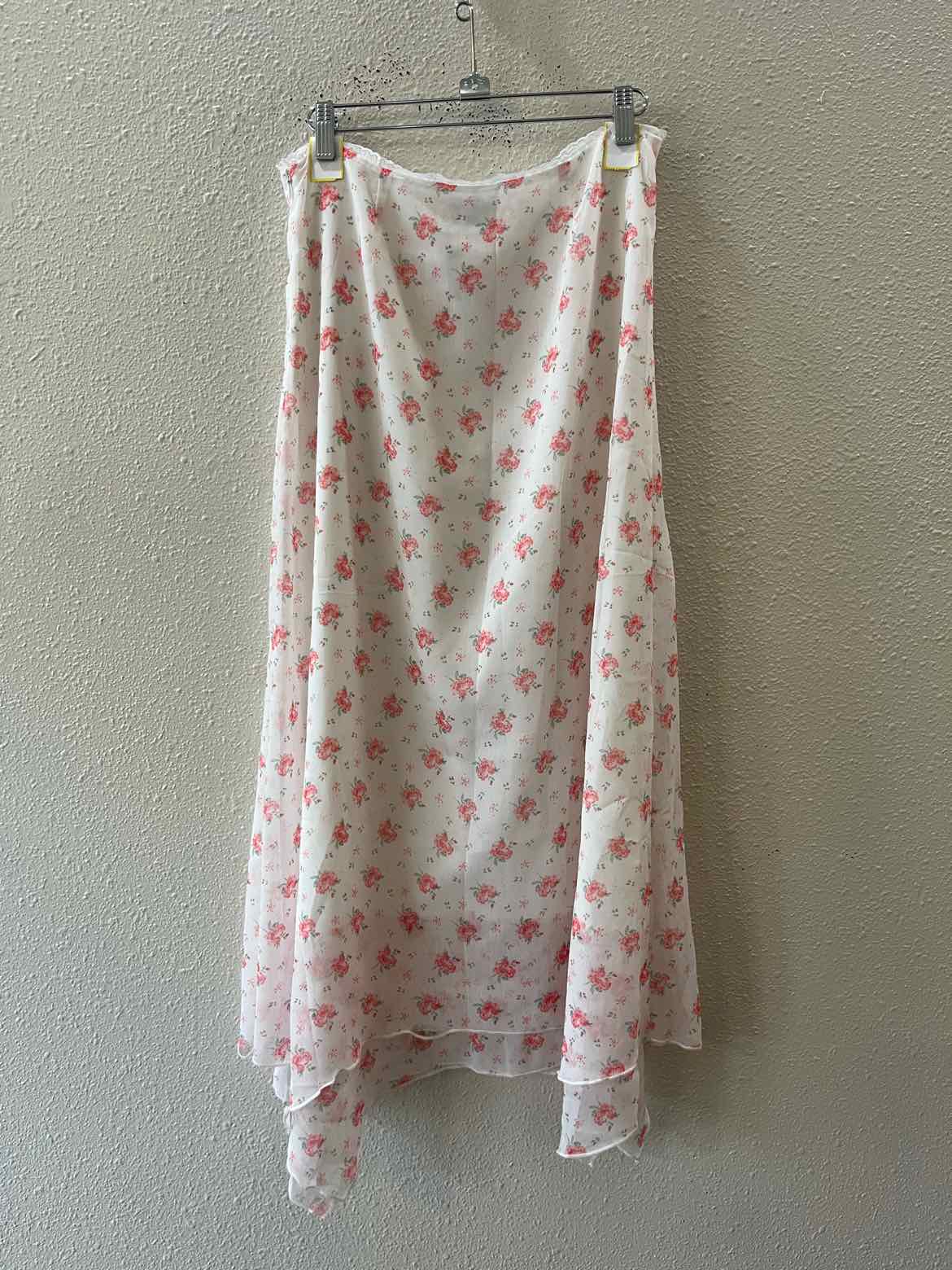 Princess Polly White and Red Size 4 Skirt