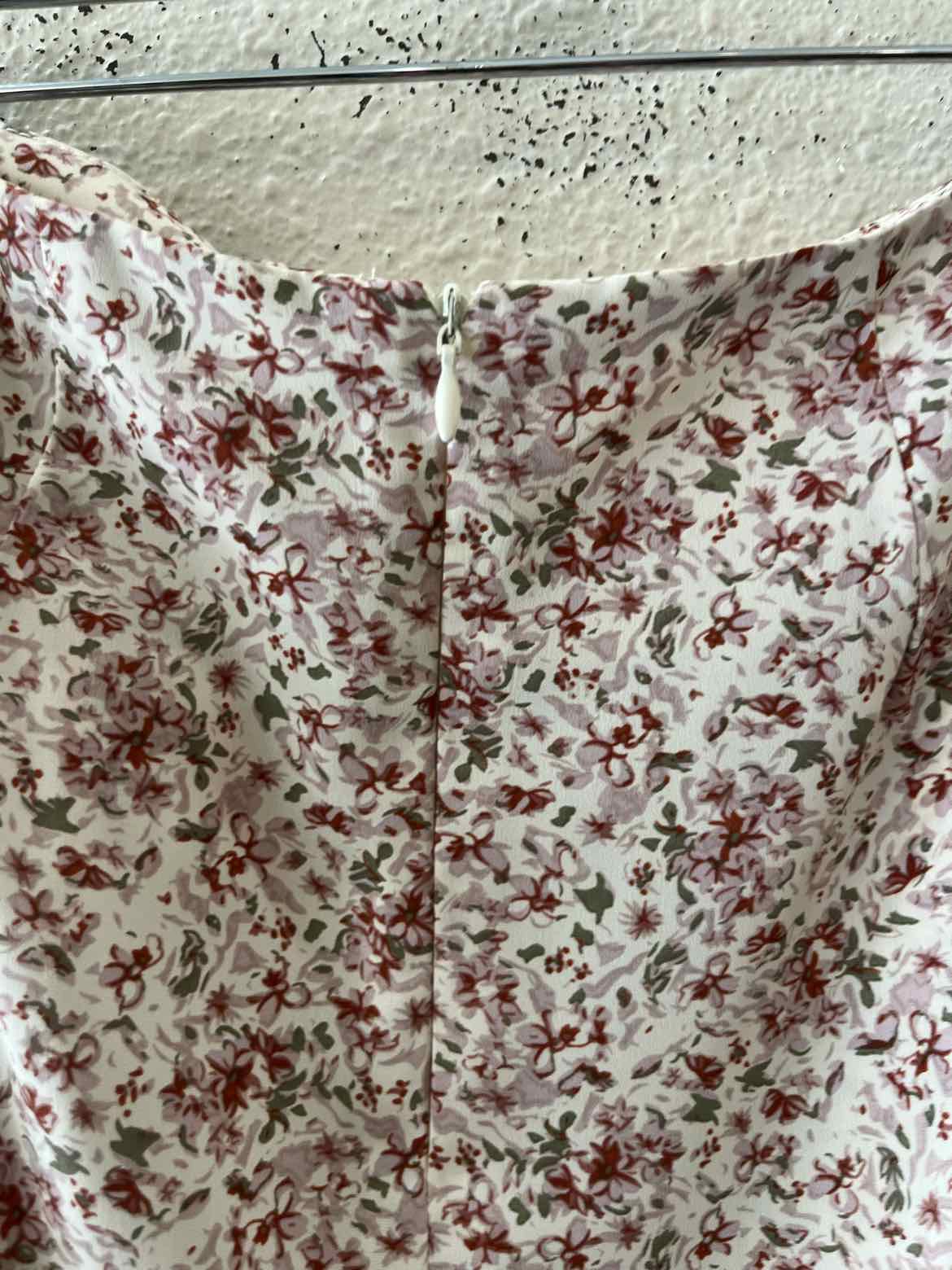 Grade & Gather White Multi Size S Skirt