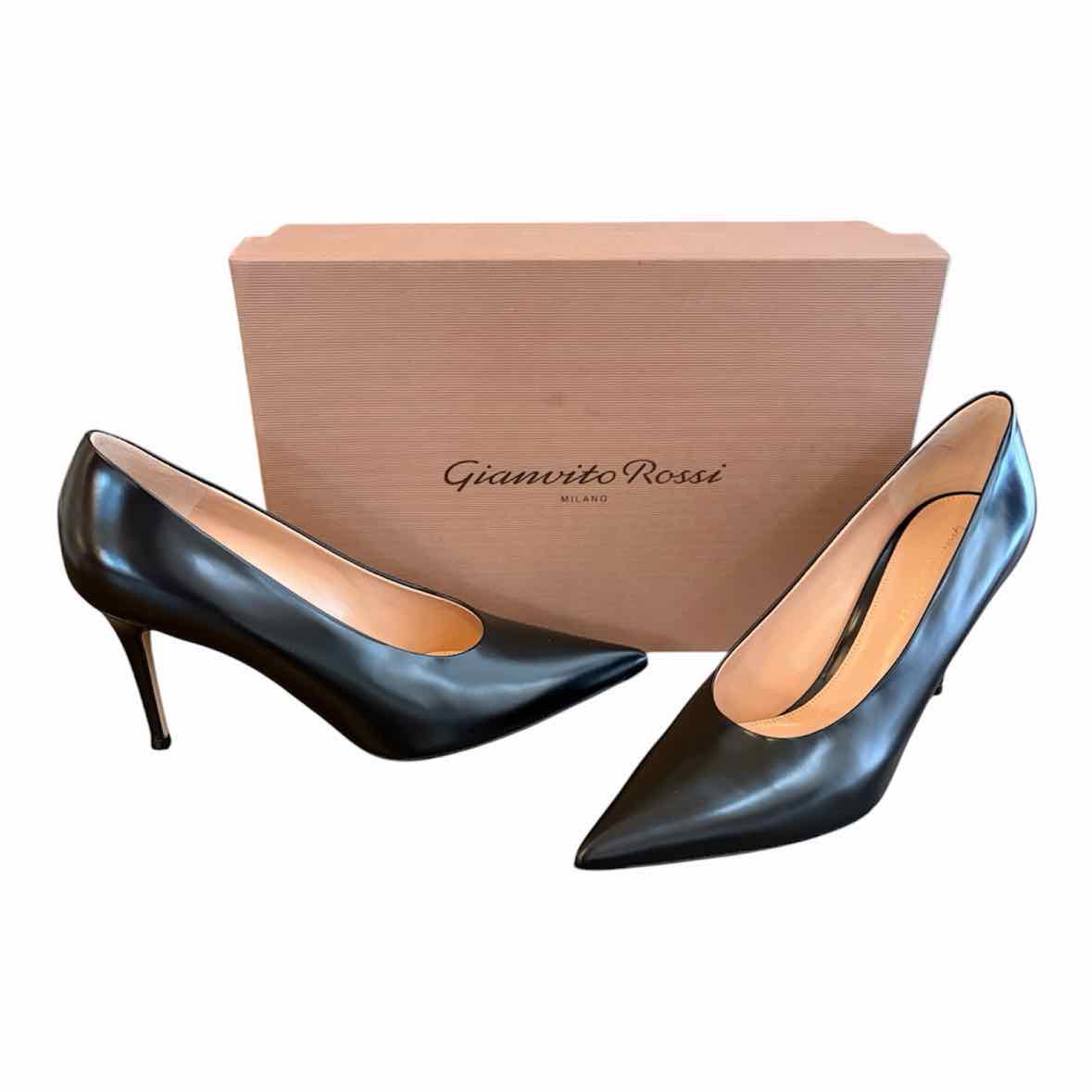 Gianvito Rossi Black Size 39 Robbie Heels