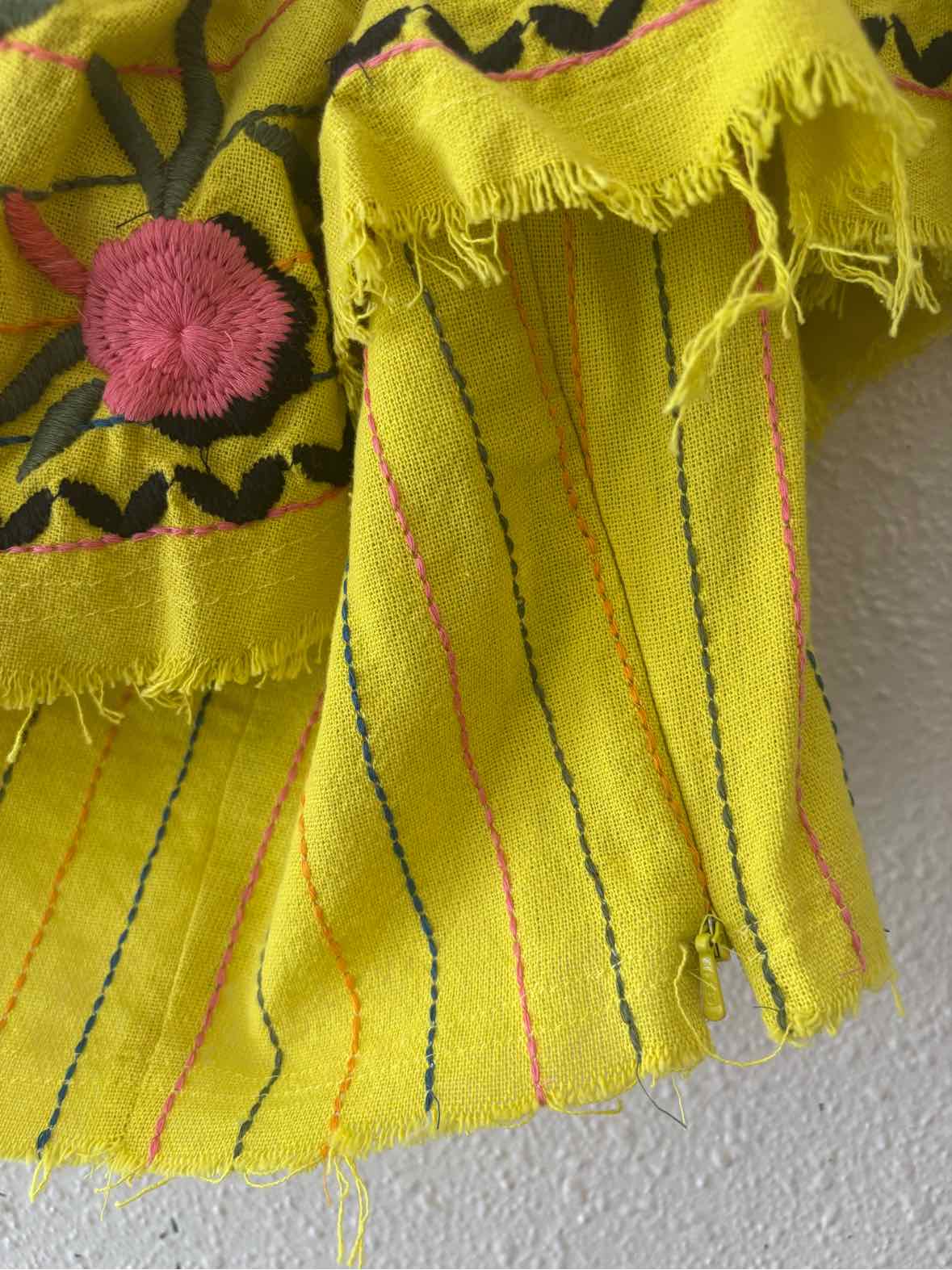 Red Carter Yellow Multi Size S Shirt