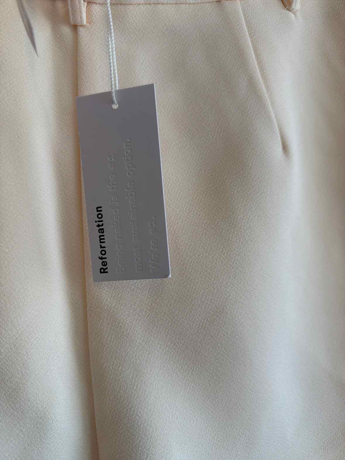 Reformation Cream Size 10 Shorts