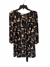 Tahari Arthur Levine Black and nude Size 4P Dress
