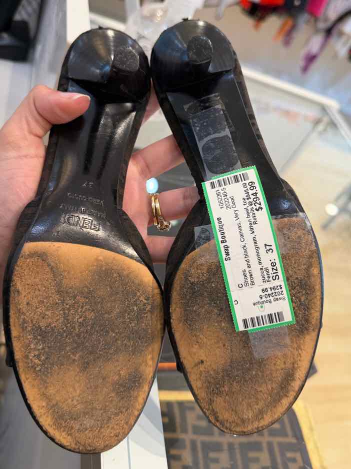 Fendi Brown and black Size 37 Shoes