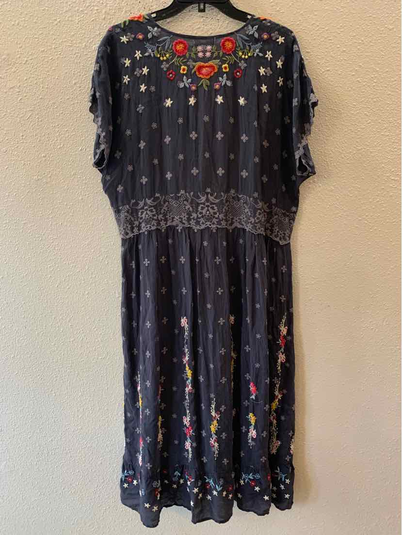 Johnny Was Grey multi Size L Dress