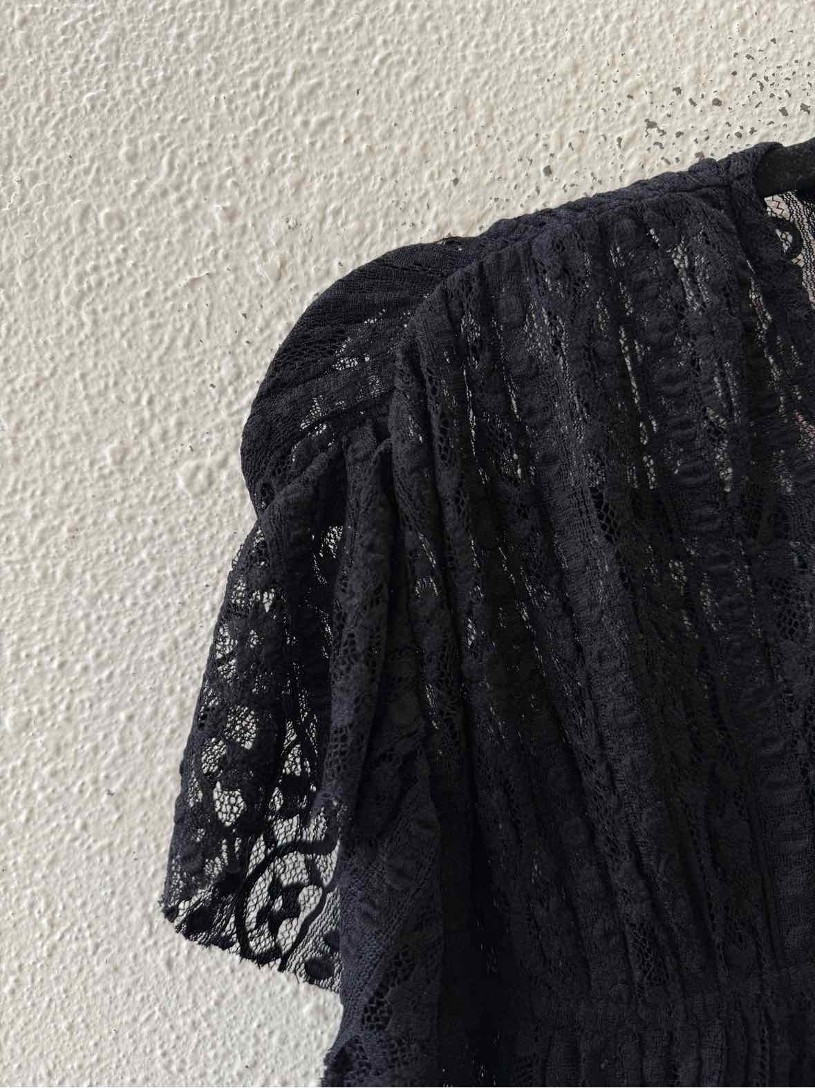 Grade & Gather Black Size S Shirt