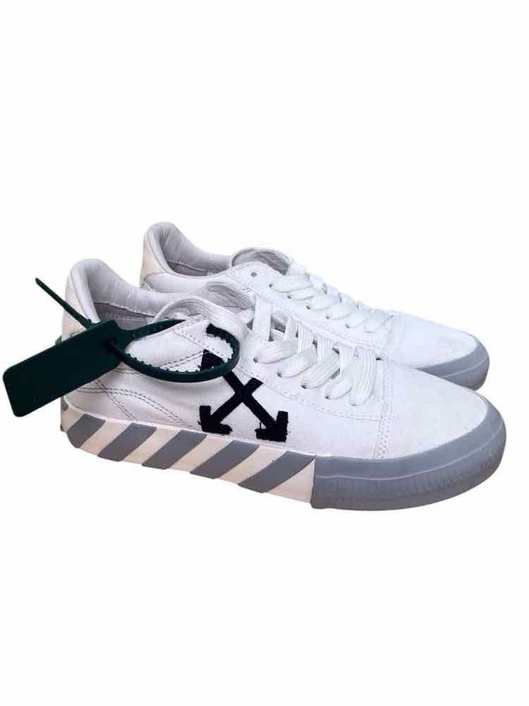 Off White White Size 38 Shoes