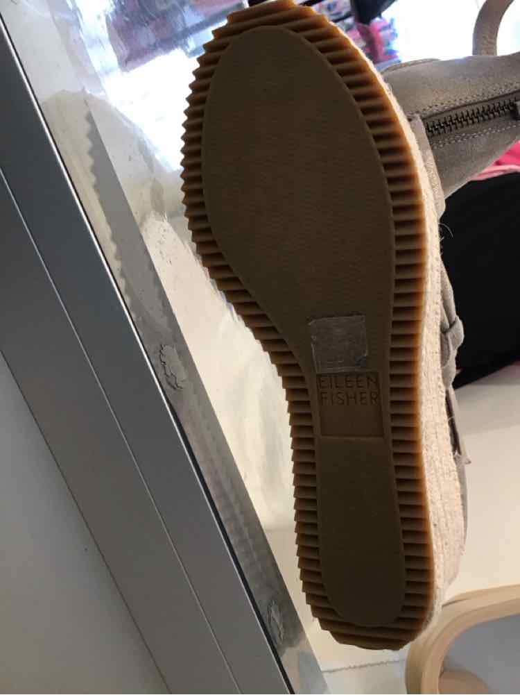 Eileen Fisher Champagne Size 9 Shoes