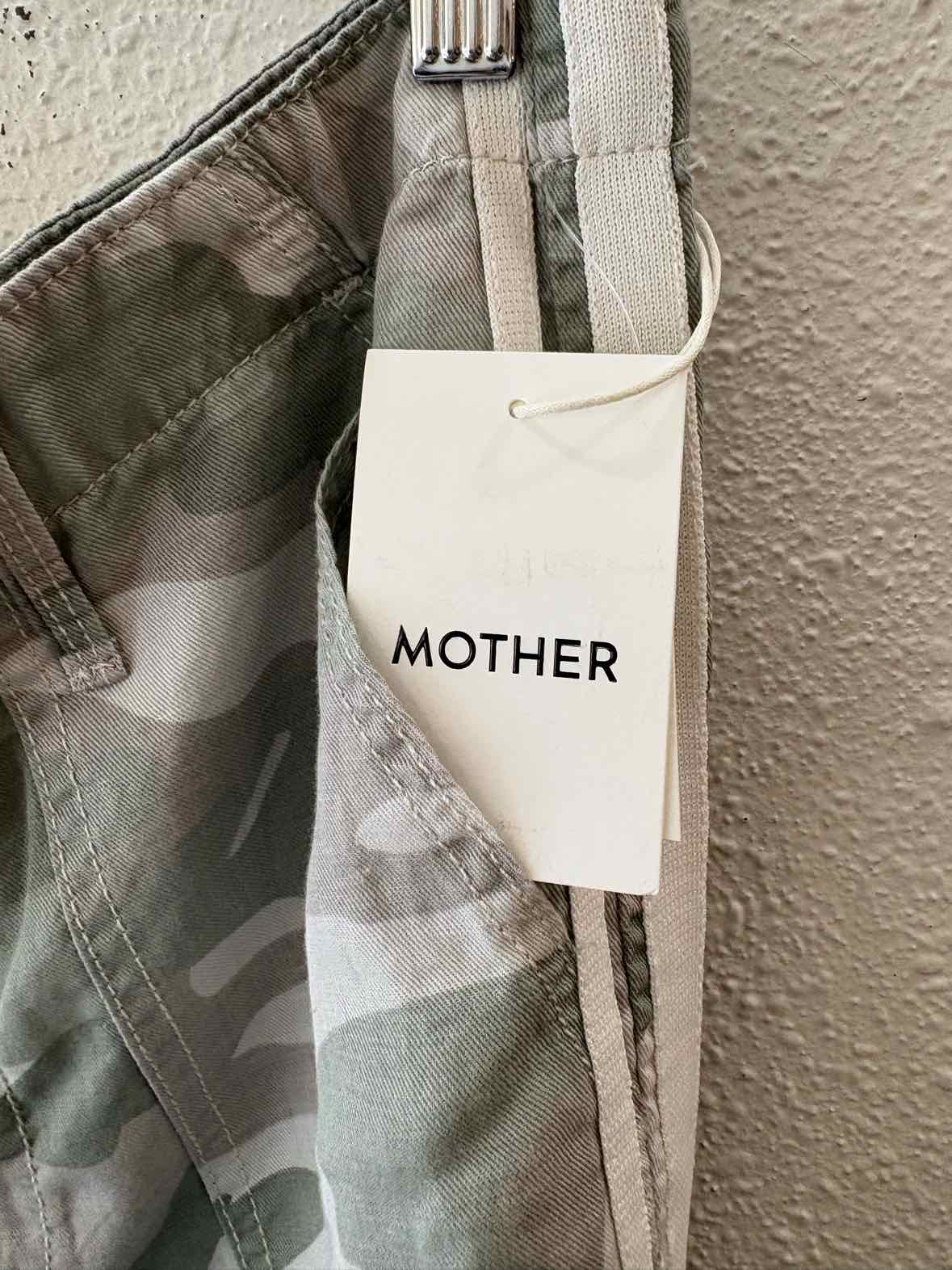 Mother Camo Size 30 Pants