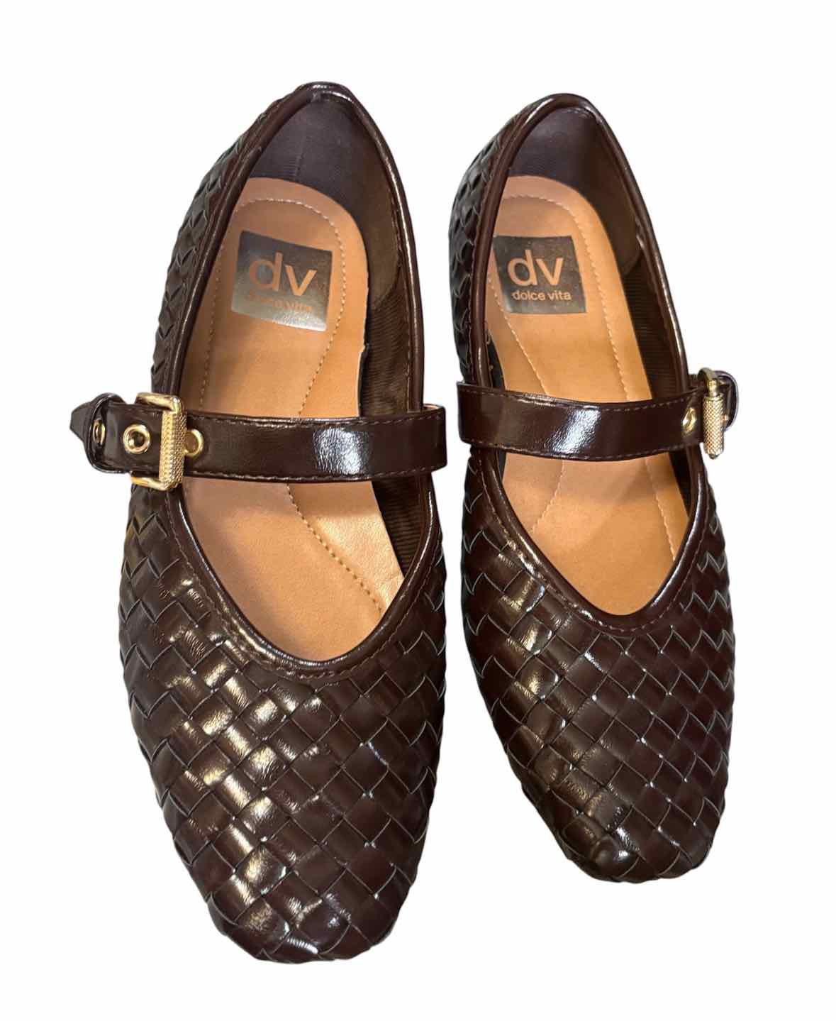 Dolce Vita chocolate Size 6 Flats