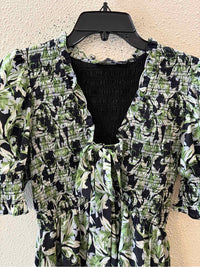 En Saison Black and Green Size M Dress