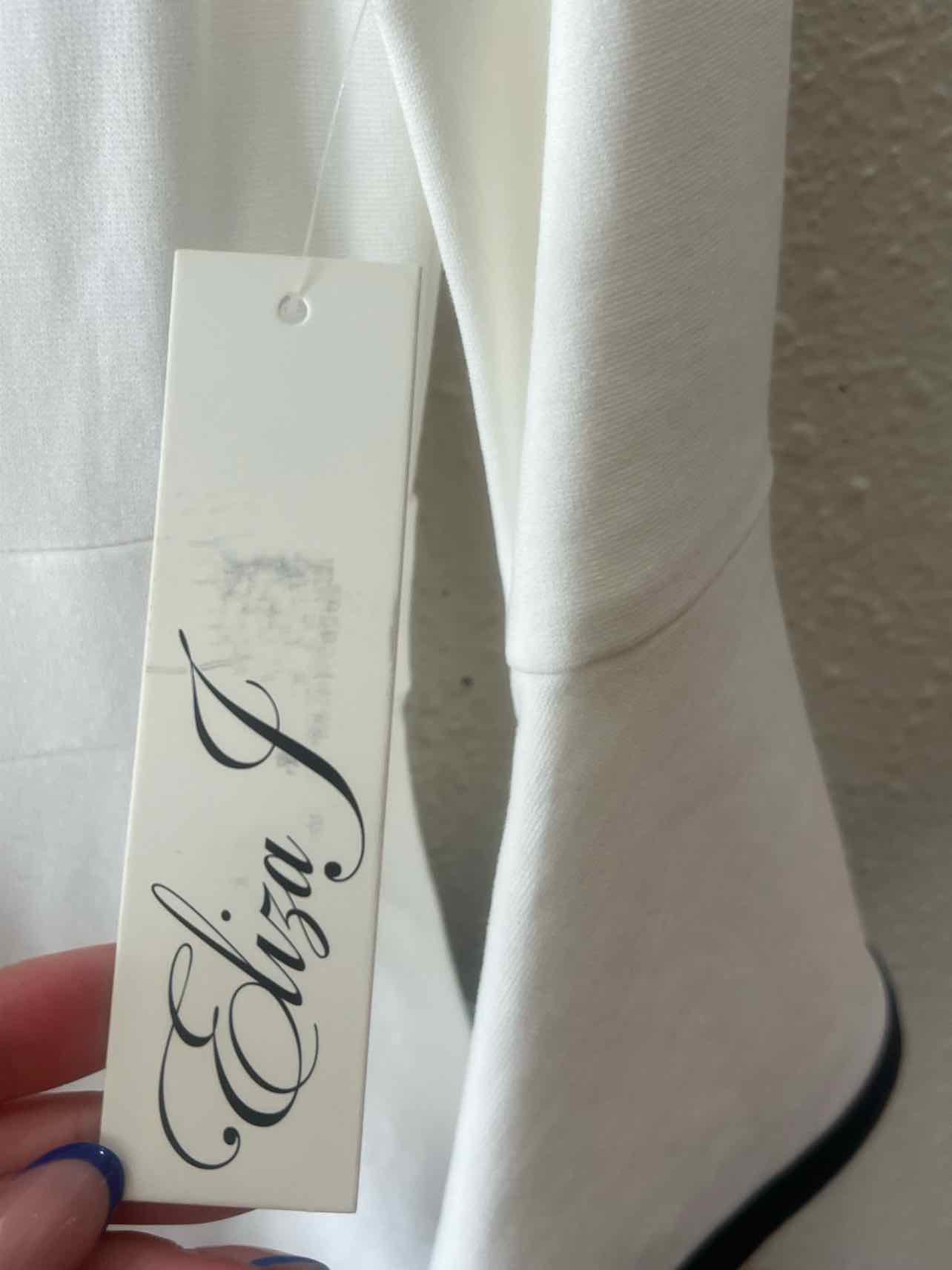 eliza J White and black Size 8P Dress