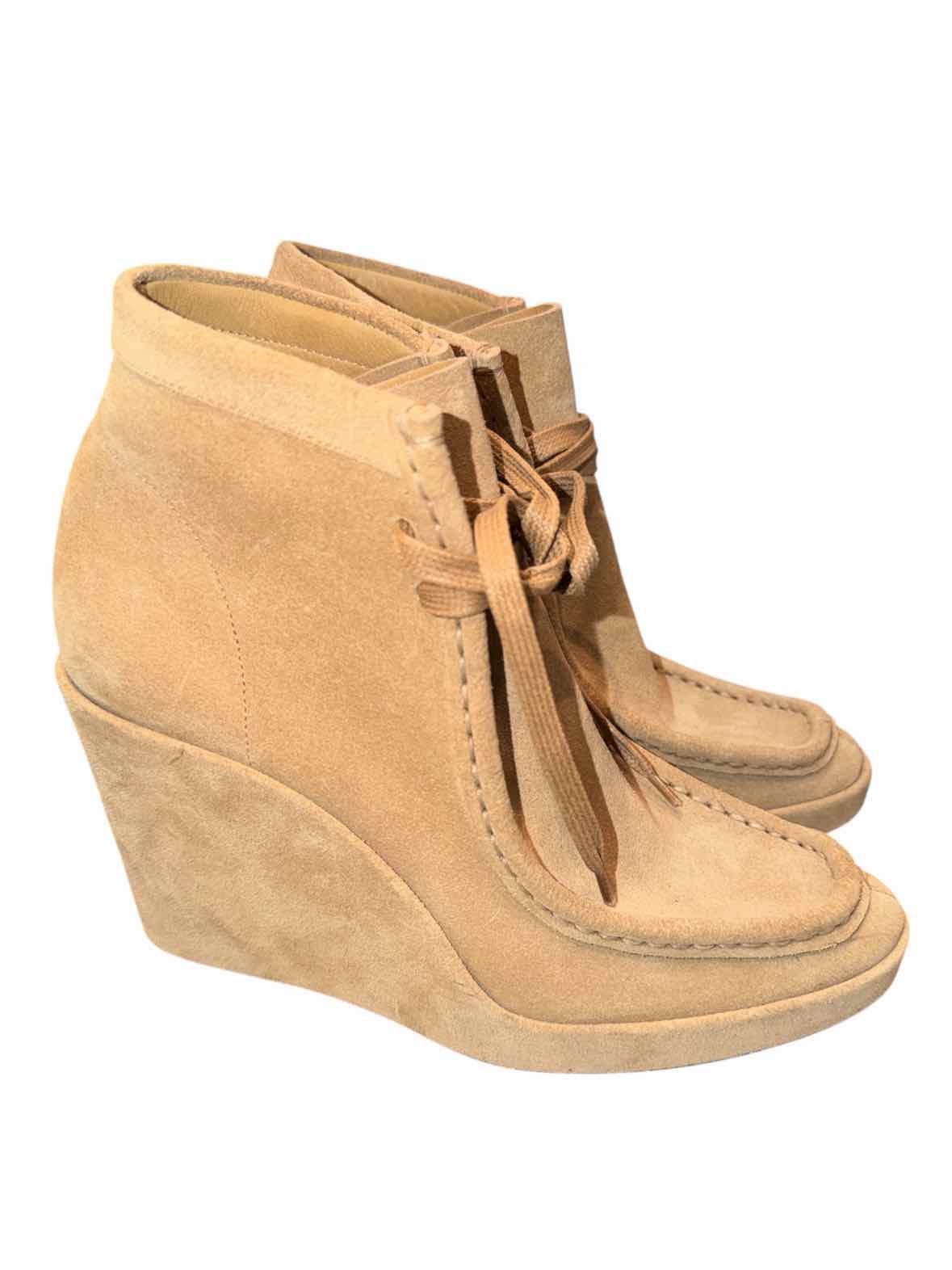 Balenciaga Beige Size 38 Shoes