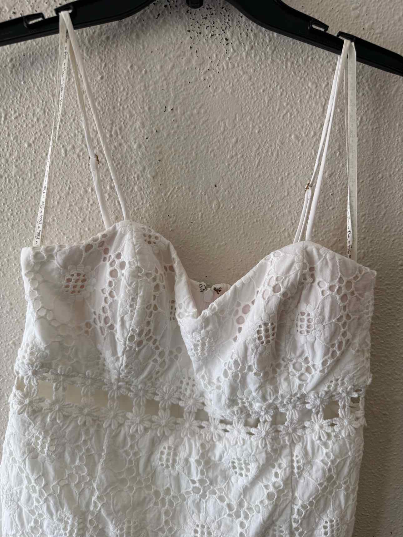 Lilly Pulitzer White Size 8 Dress