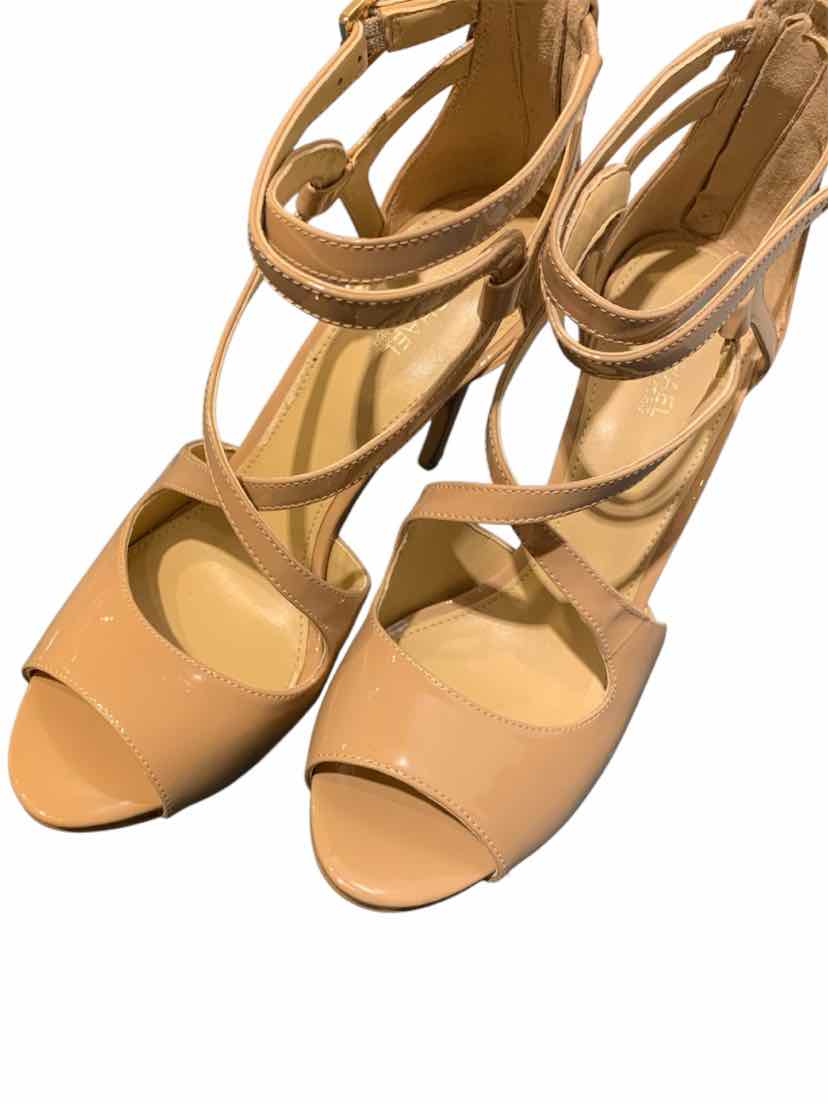 Michael Kors Nude Size 8 Shoes