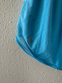 Lululemon Aqua Size 4 Shorts