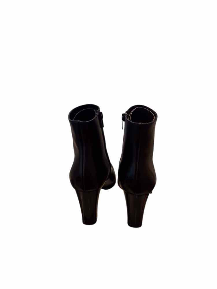 Christian Louboutin Black Size 36 Shoes