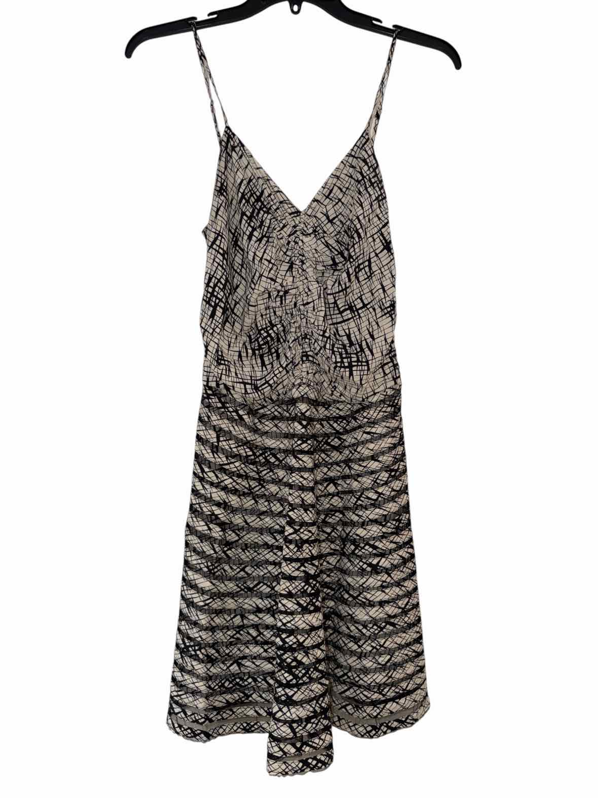 Parker Black and white Size M Dress