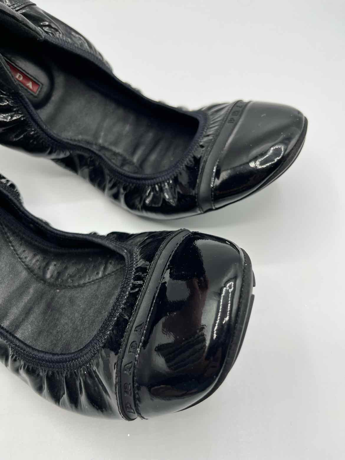 Prada Black Size 40 Shoes