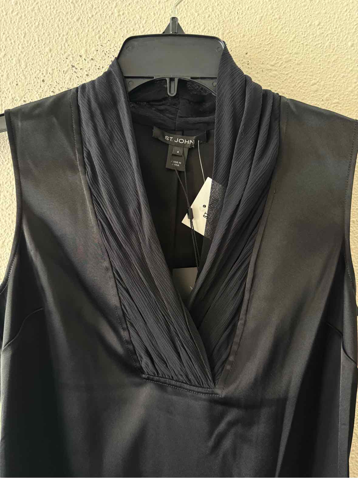 St.John Black Size 4 Shirt