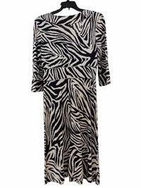 diane von furstenberg White and black Size 8 Dress