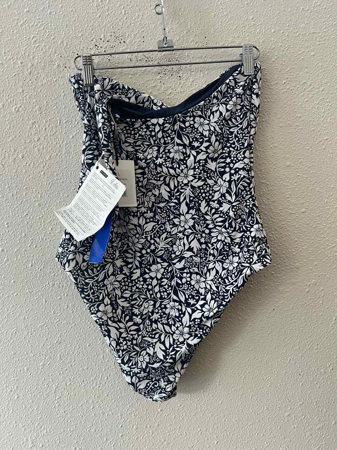 Onia Navy and White Size L Swimsuit